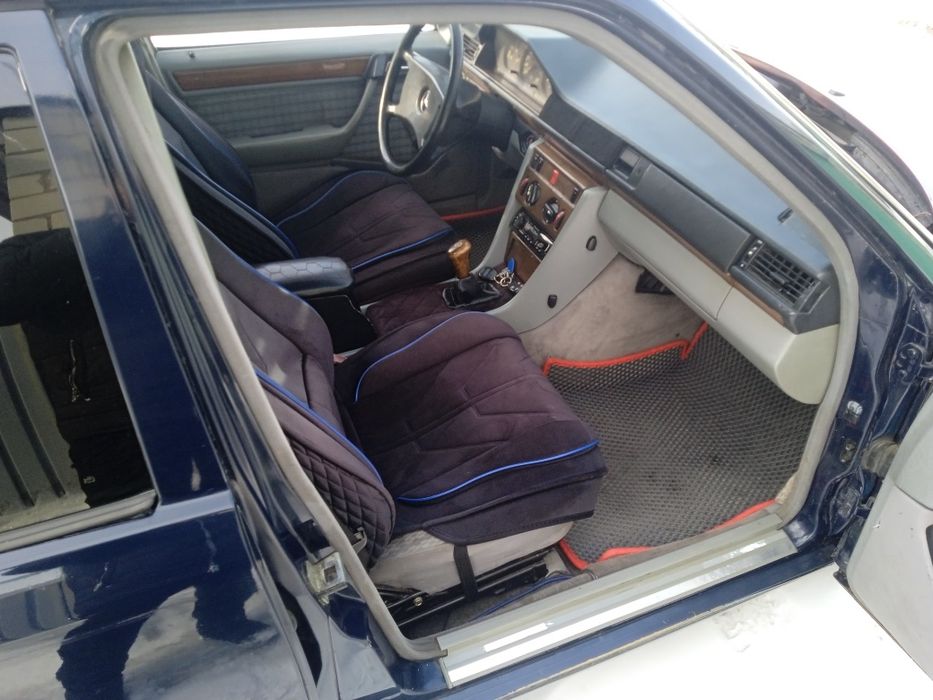 Продам или обменяю мерс 124