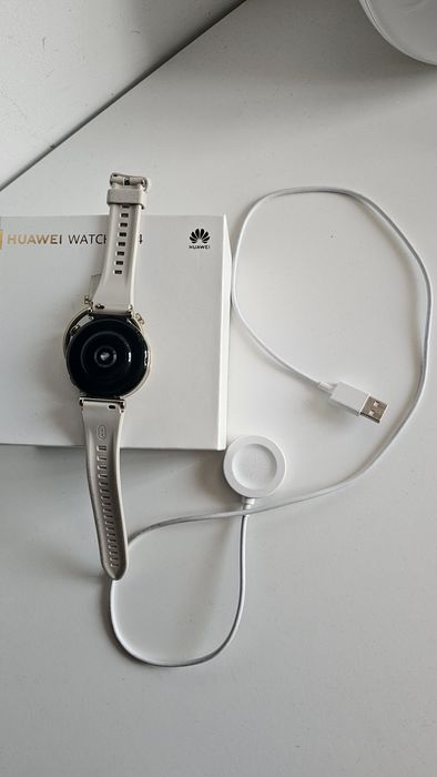 Smartwatch Huawei GT 4 in garatie.