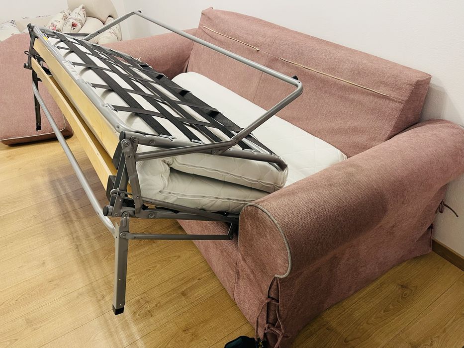 Canapea rabatabila cu saltea