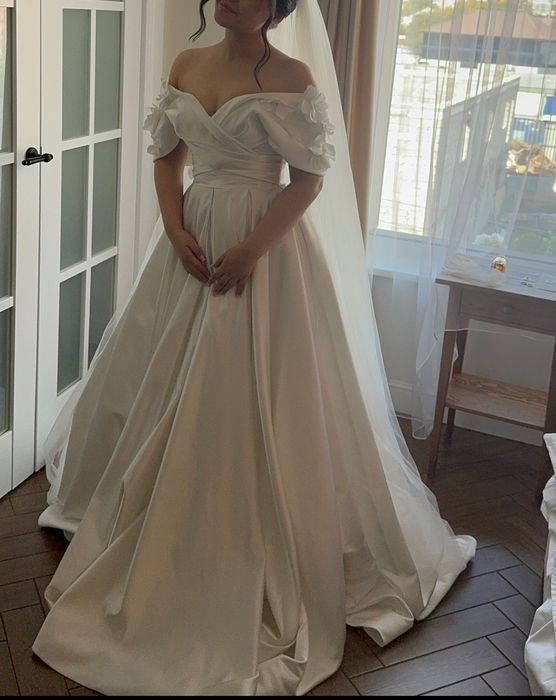 Продам свадебное платье