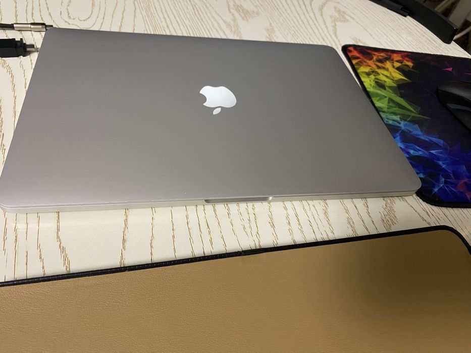 MacBook Pro M1 (13″ / 16 ГБ / 256 ГБ)