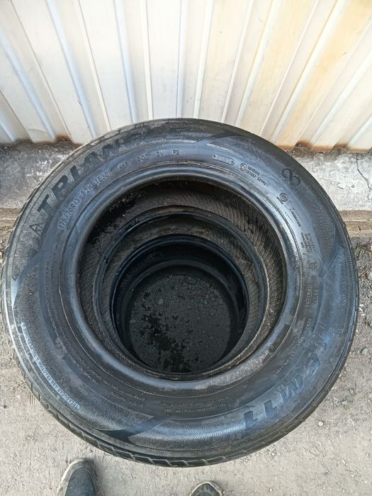 Продам резину 175/70/R13