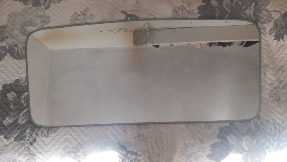 Стари гравирани огледала-2 бр.