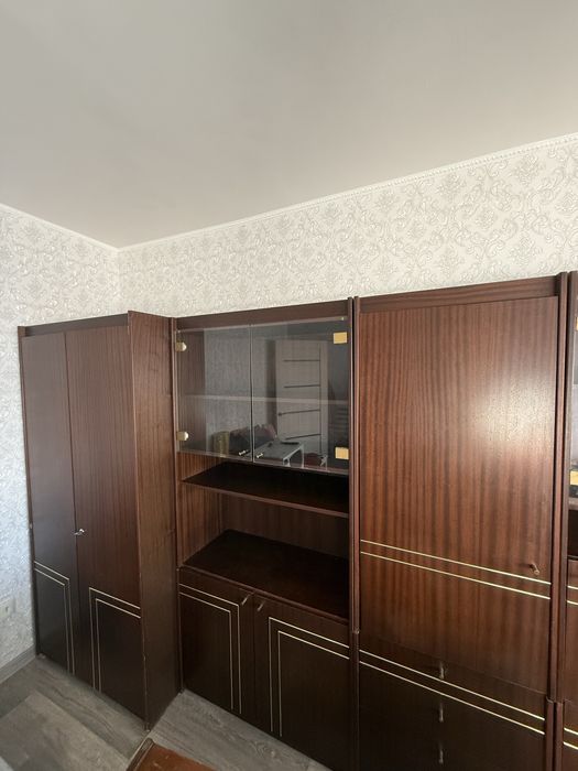 Продам стенку в хорошем состоянии