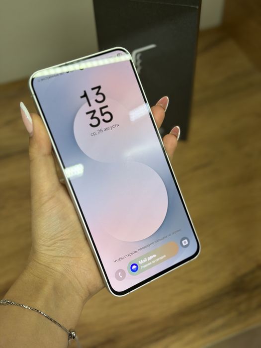 Samsung Galaxy S25 FE