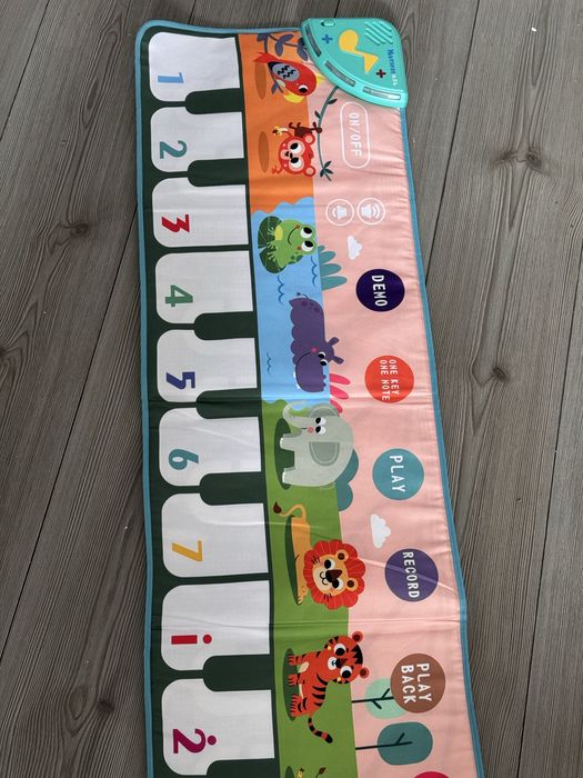 Детско меко пиано, с звуци и ноти