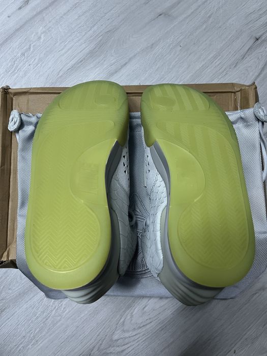 Nike Air Yeezy 2 Pure Platinim