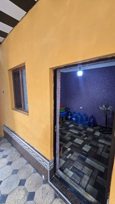 Фасад 22 метра ,угловой дом 3 сотка 8 комнат с ремонтом