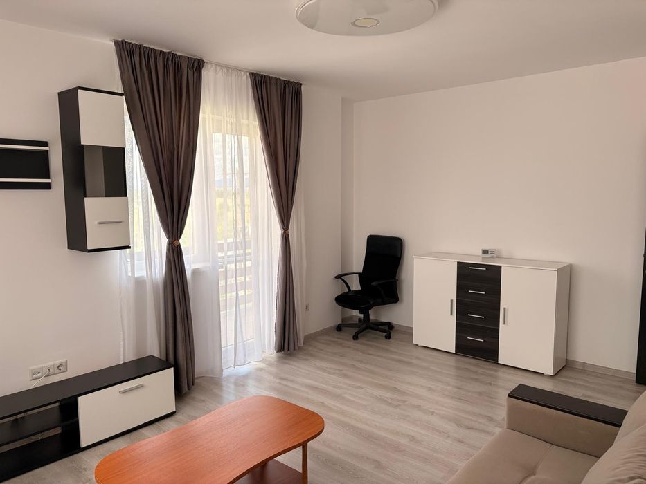 Apartament complet mobilat cu 2 camere și loc de parcare cu CF,