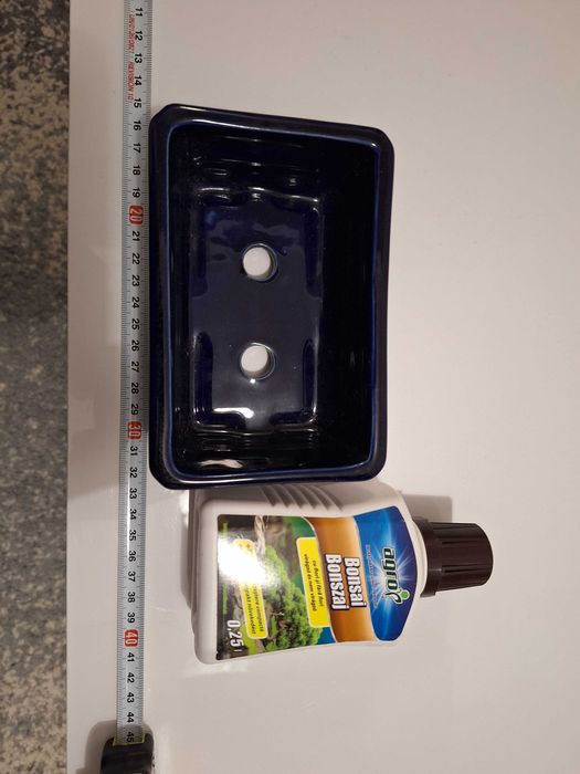 Ghiveci si fertilizant bonsai