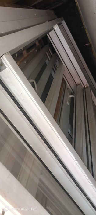 Продам бу двери окна мебель из паллета