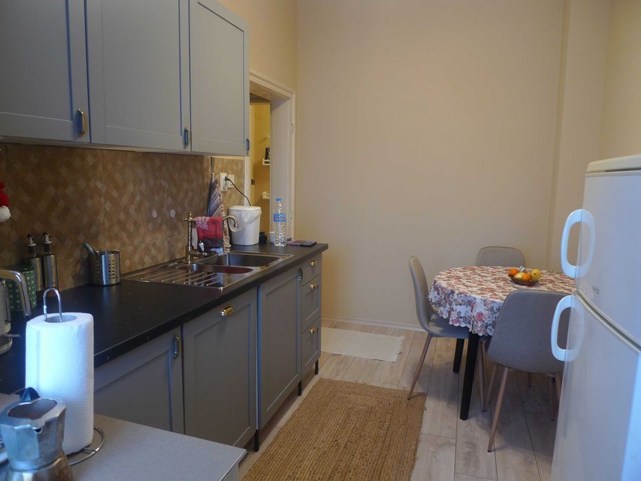 Дава се под наем Тристаен апартамент в София, Център - 75 кв.м за 790 € - Снимка #5