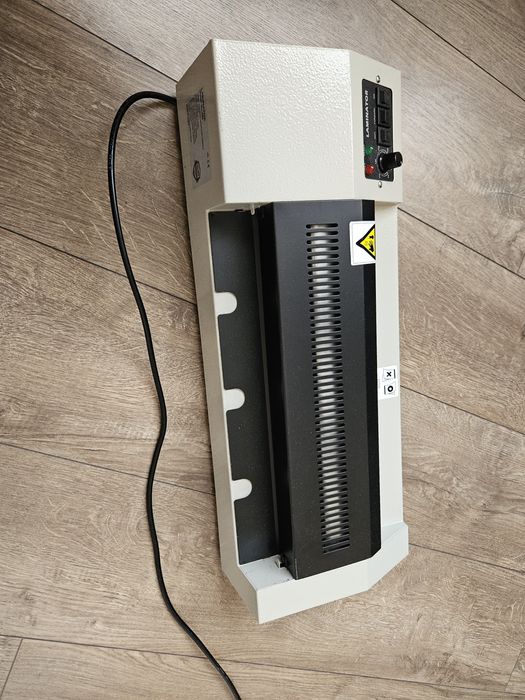 ламинатор Neor 320