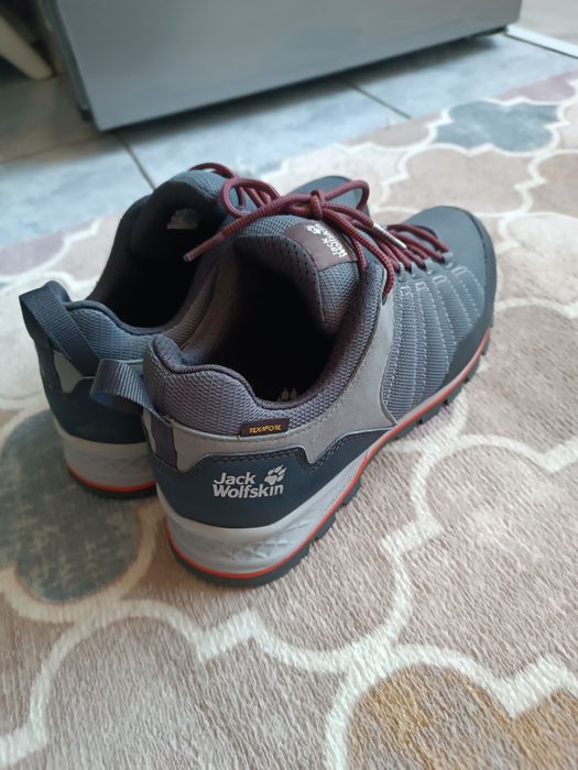 Дамски зимни обувки