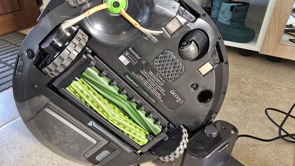 Aspirator robot iRobot Roomba i7