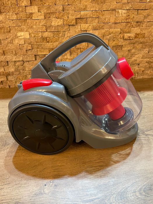 Aspirator ciclonic CleanMaxx