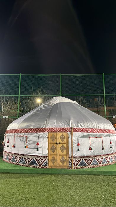 Юрты,палатки,алтыбакан