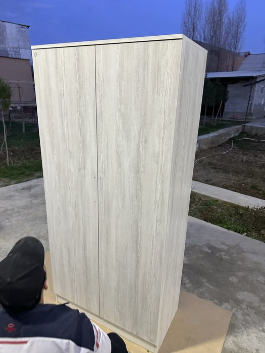 Shkaflar mebel shkaf