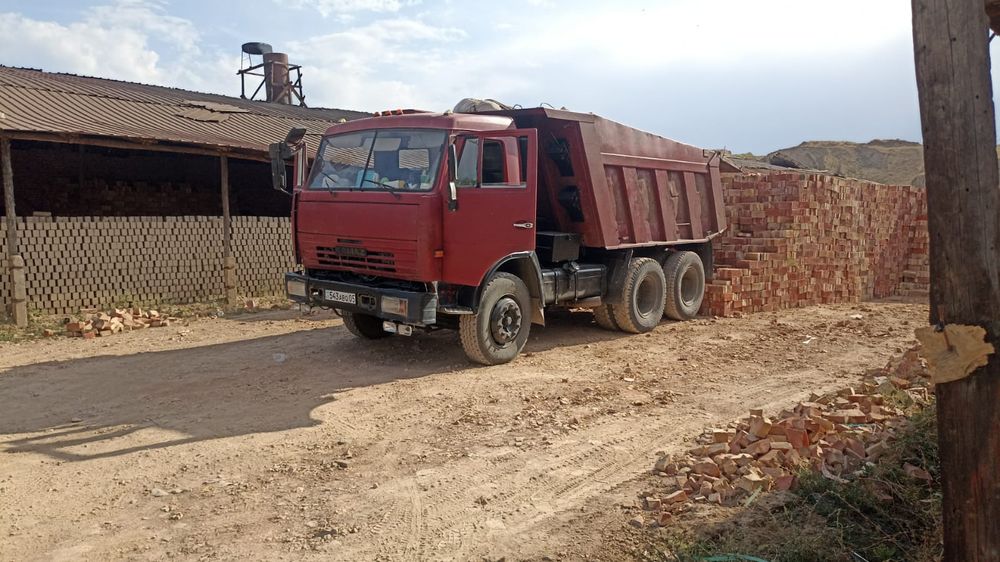 Услуги КАМАЗ вывоз мусора доставка сыпучих материалов