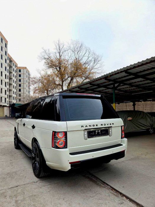 Продаю свою машину  RANGE ROVER