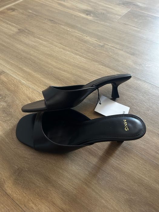 Чехли/сандали MANGO