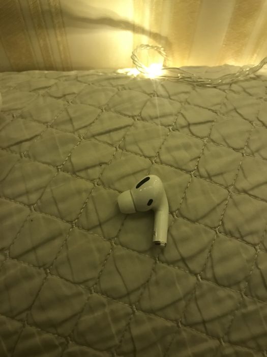 Airpods Pro 1 версии