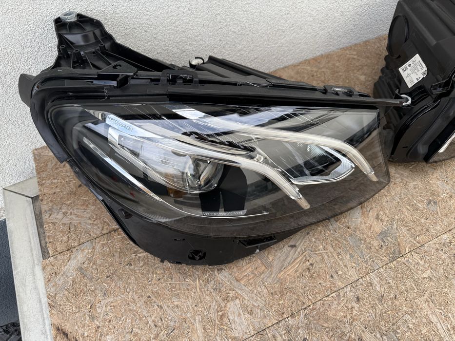 SET Far stanga dreapta Mercedes E Class W213 LED High Performance