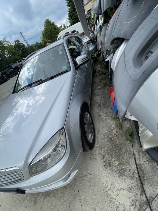 Мерцедес C-класа W204 НА ЧАСТИ !