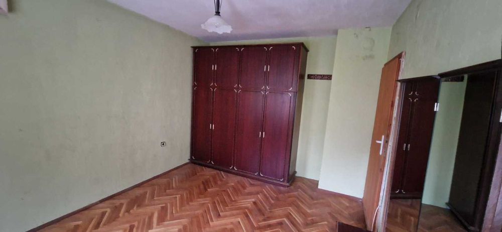 Продава се Четиристаен апартамент в Тетевен - 93 кв.м за 861 €/кв.м - Снимка #14