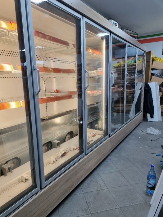 Vitrina verticala profesionala