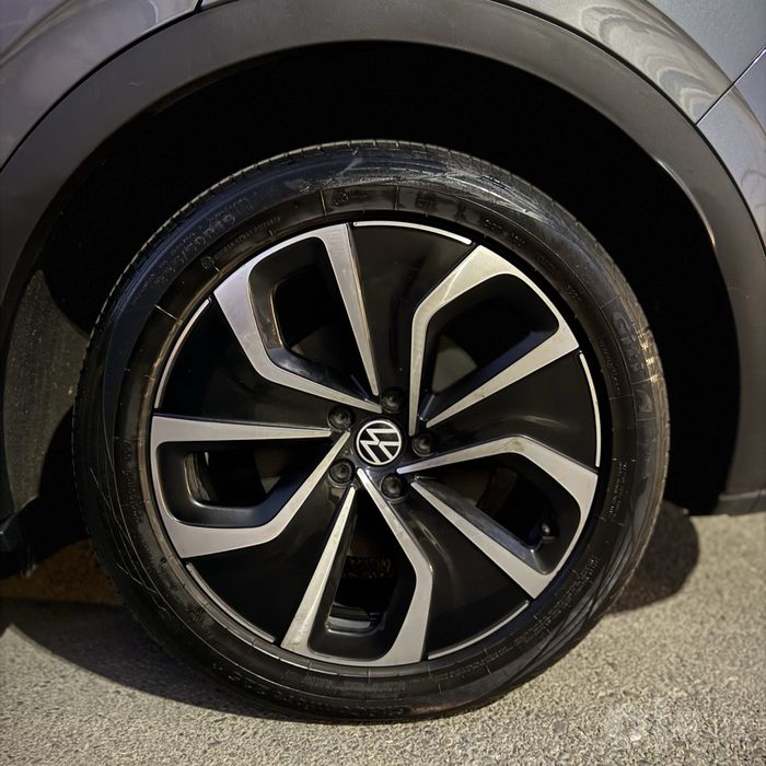 Volkswagen ID4 2021 Toza