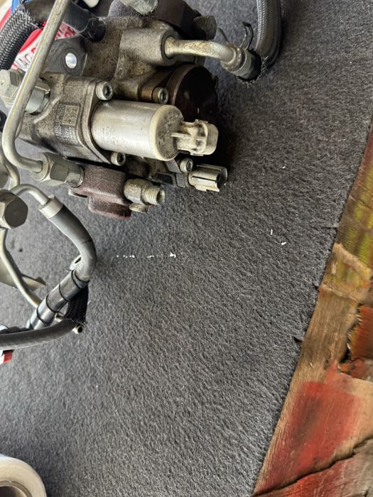 Помпа за високо налягане Toyota rav4 2.2 d4d  3918H0121R 22100-0R050