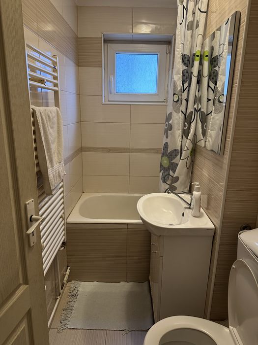 Închiriez garsoniera zona Cetate Bulevard din 15 Aprie sau 1 Mai