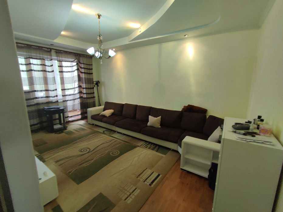 Продам 4-х комнатную квартиру