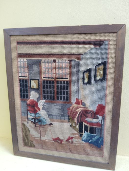 Бродерия с дървена рамка
