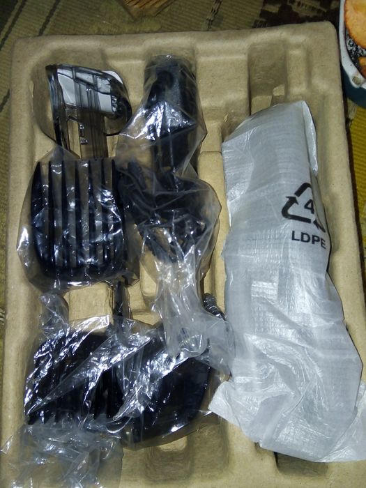 Машинка для стрижки валос.