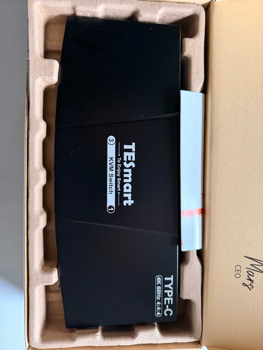 Comutator KVM Switch TESmart 3 in 1 USB-C 4K