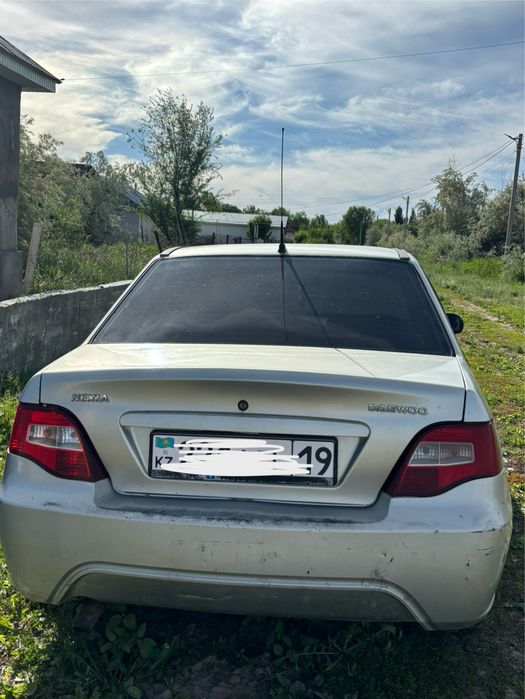 Daewoo Nexia 2009 года