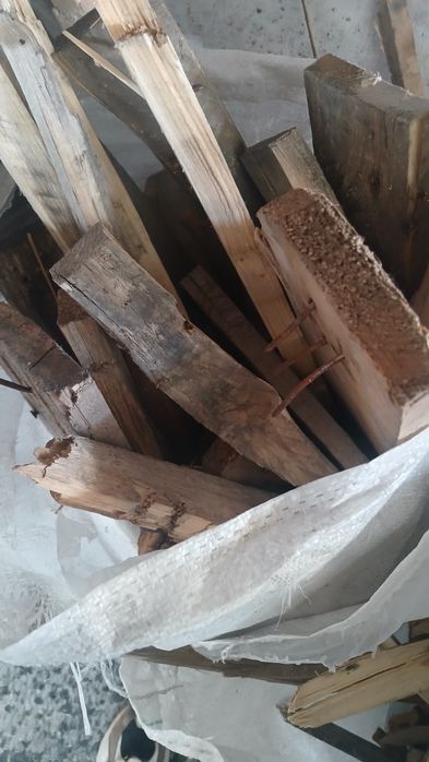 Продам дрова ломанных палет