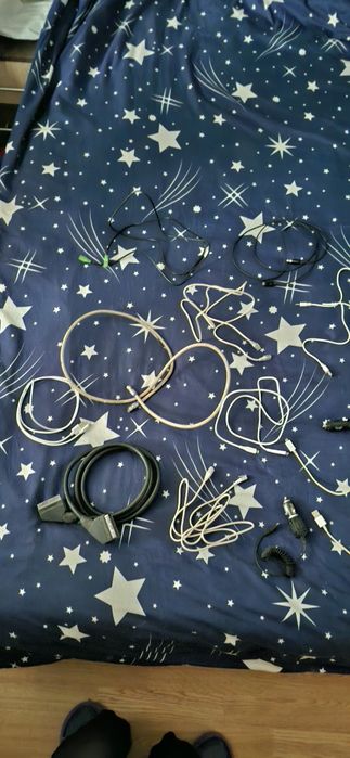 Lot cabluri diverse – Audio, SCART, Ethernet, Coaxial și Încărcătoare auto