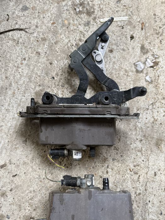 Balamale capota capse pirotehnice Mercedes w212 e class