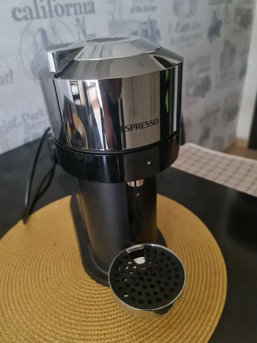Espressor Vertuo Next C Dark Chrome Deluxe