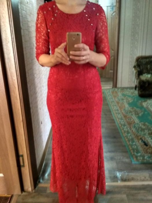 Платье вечернее очень яркое