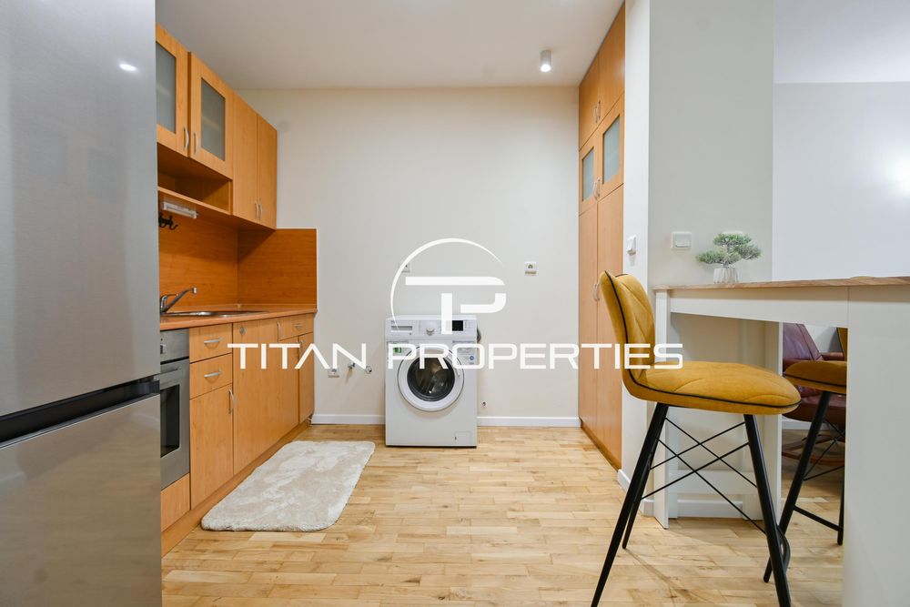 Дава се под наем Двустаен апартамент в София, Център - 60 кв.м за 648.21 € - Снимка #7