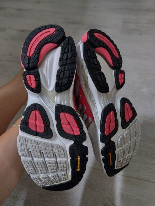 Дамски маратонки ADIDAS TERANOVA