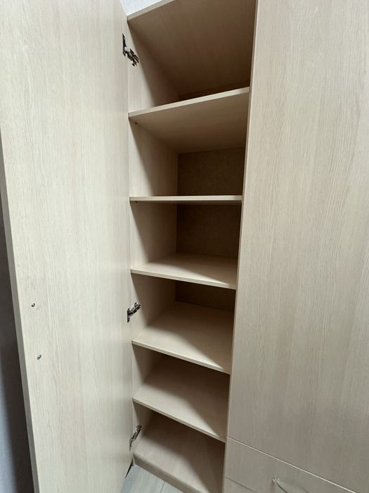 Продается шкаф б/у