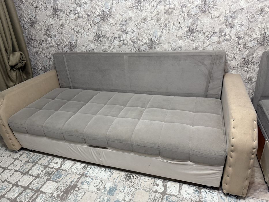 Продам 2 дивана за 30000