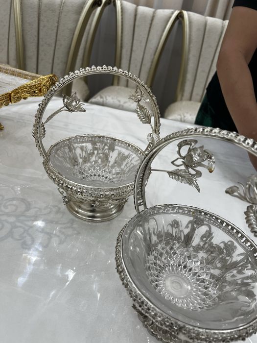 Столовая посуда для гостей