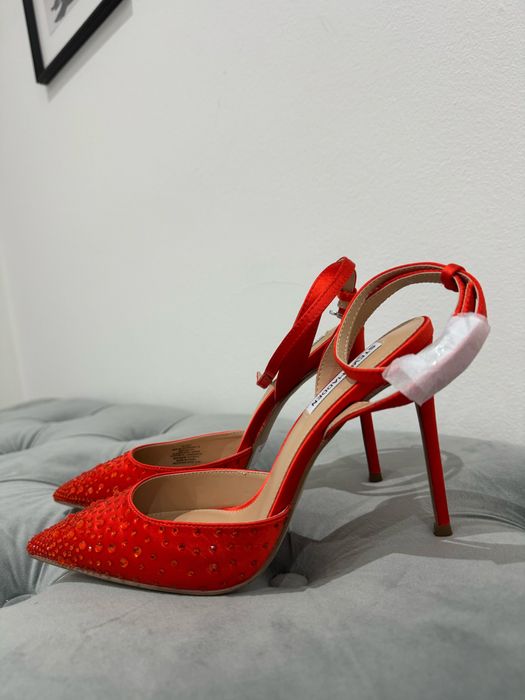 Страхотни обувки Steve Madden, нови
