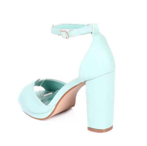 Елегантни сандали на ток (39 номер)